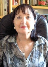 Ayala Raz איילה רז