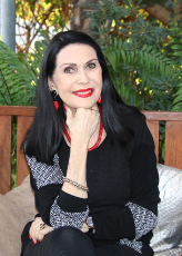 Saya Lyran Malkin שיה מלכין