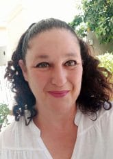 דר' גילת טרבלסי דר' גילת טרבלסי